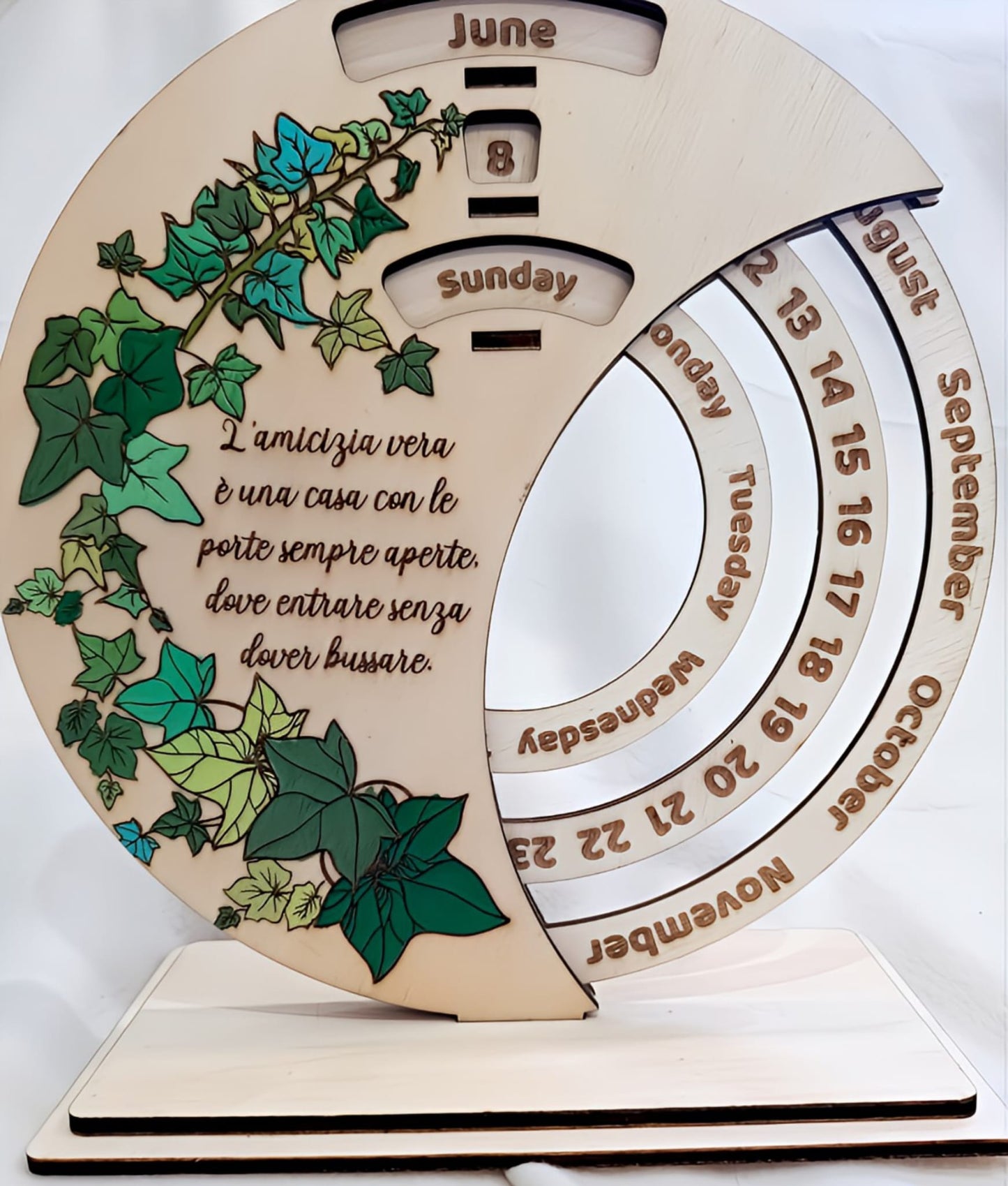 Wooden perpetual calendar with ivy leaf design, Italian friendship quote, June 8 Sunday displayed